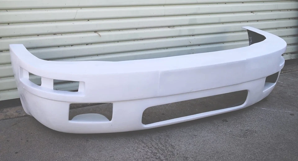 Комплект переднего и заднего бампера из стекловолокна Porsche 911 SC Carrera 74-89 Ruf Yellow Bird - Изображение 4 из 4