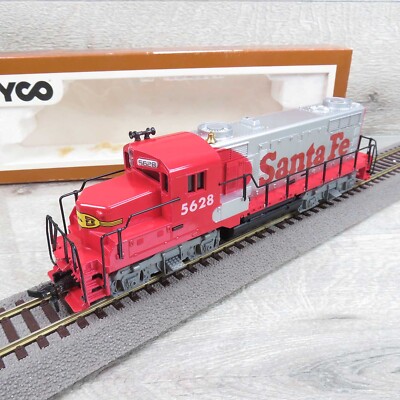 TYCO 4-228-21 - H0 - ATSF - Diesellok 5628 - Analog - OVP - #C87537