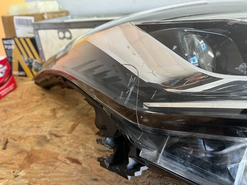 OEM 2020-2022 Toyota C-HR Right RH Passenger Side LED Headlamp (See Notes) - Image 2 of 4