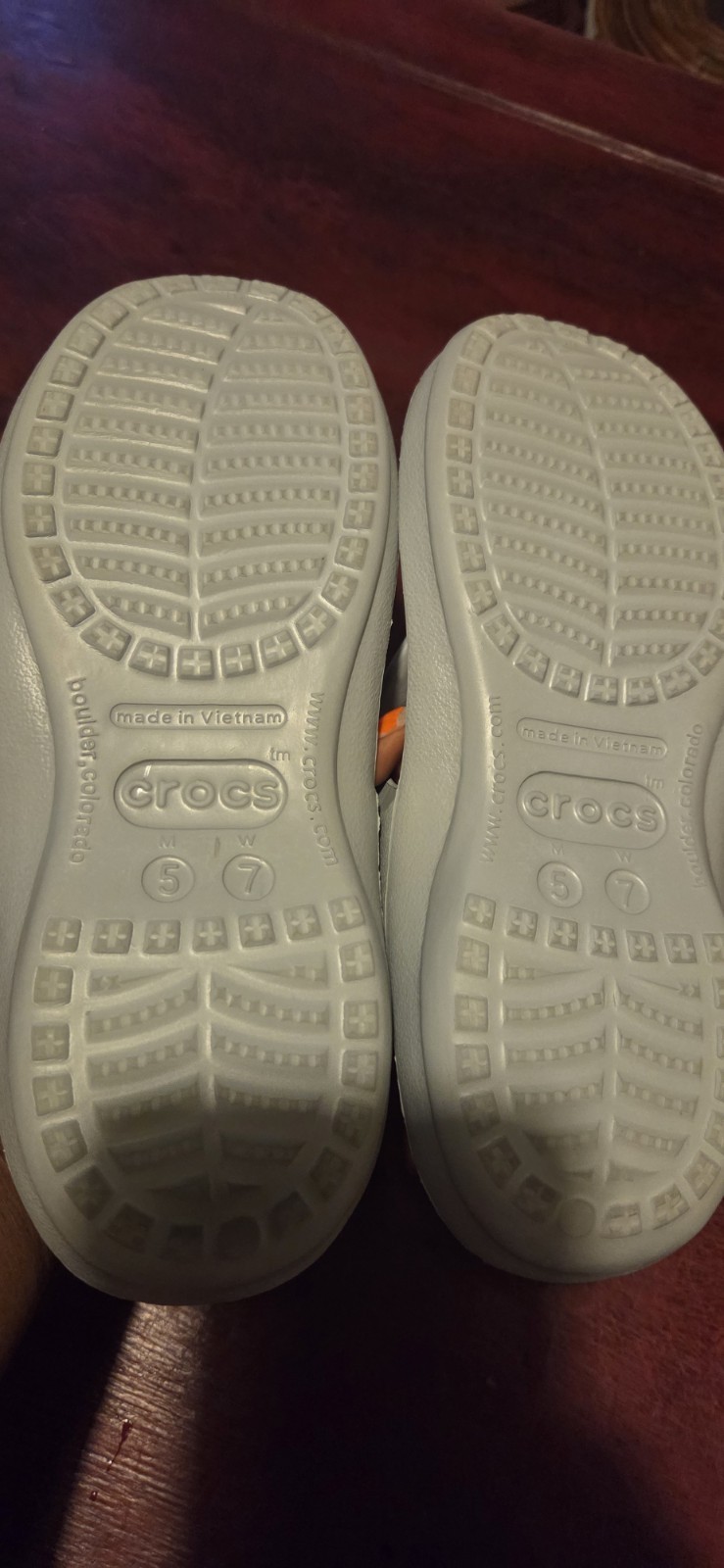 Crocs Athens Flip Flops Gray Pink Crosslite Women’s 8 Men’s 6 image 3