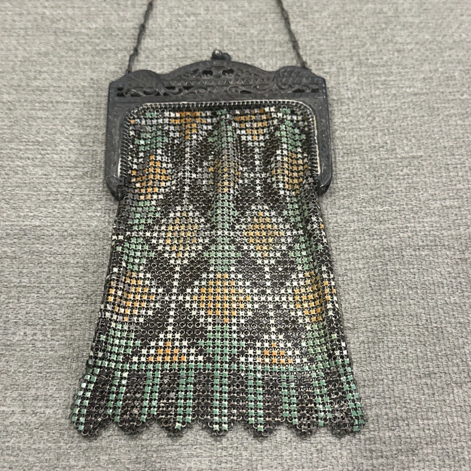 1920 年代 WHITING & DAVIS 艺术装饰设计五颜六色的网眼袋钱包翻盖 — 第 2/4 张图片