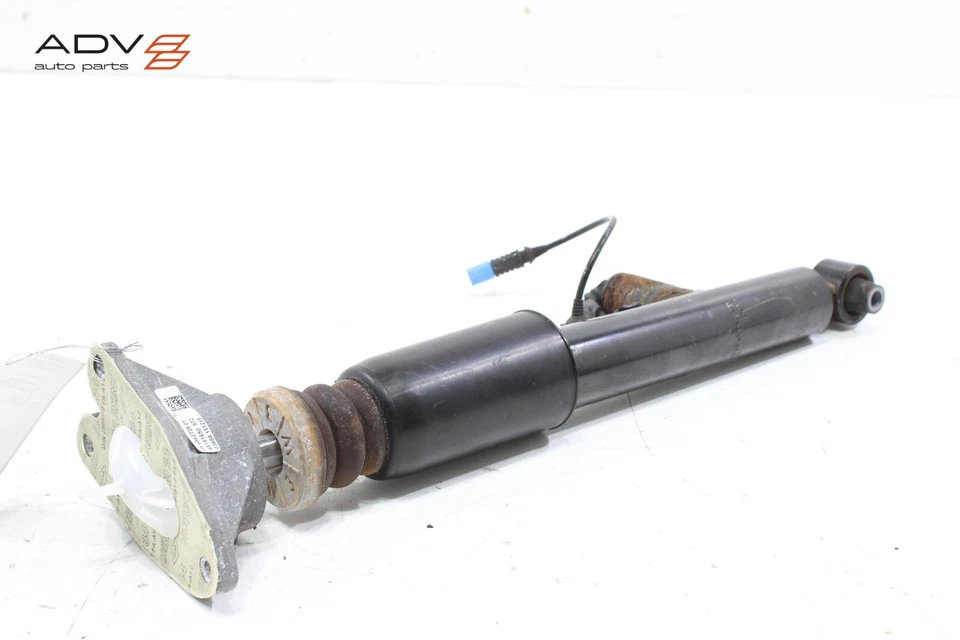 2015 - 2016 BMW M235i F22 REAR RIGHT PASSENGER SIDE SHOCK STRUT ABSORBER OEM - Image 2 of 4