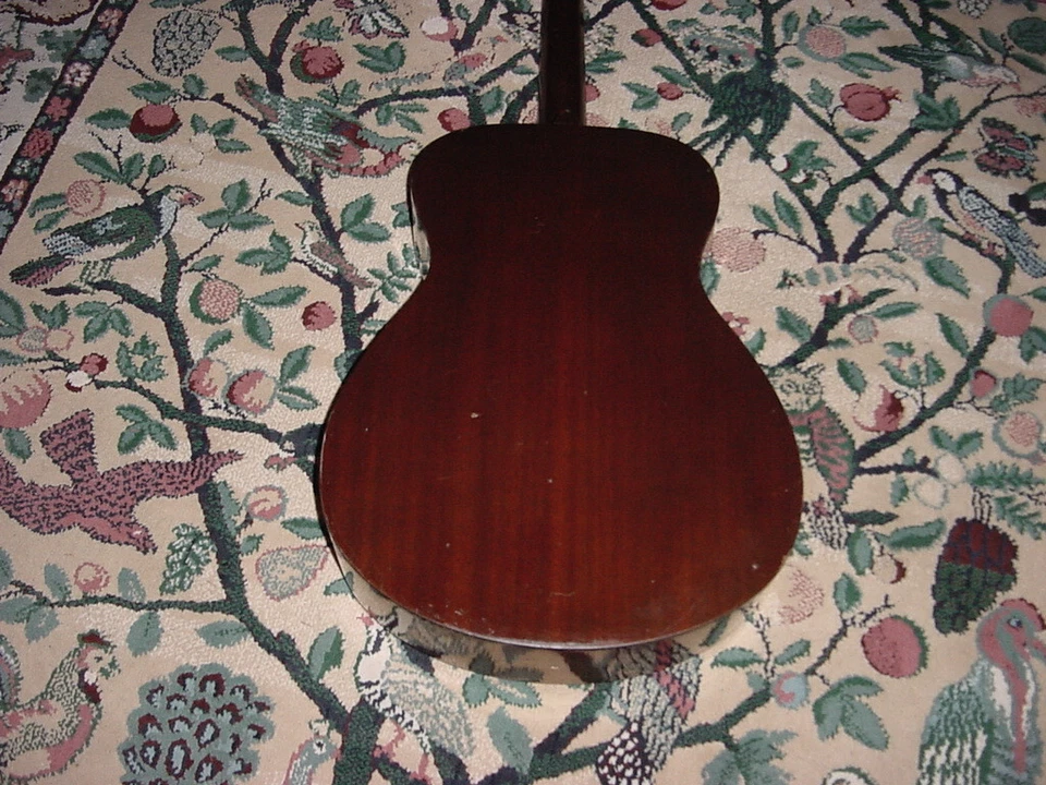 GUITARRA ACÚSTICA YAMAHA VINTAGE FG 150 ETIQUETA ROJA 1970 Foto 3 de 4