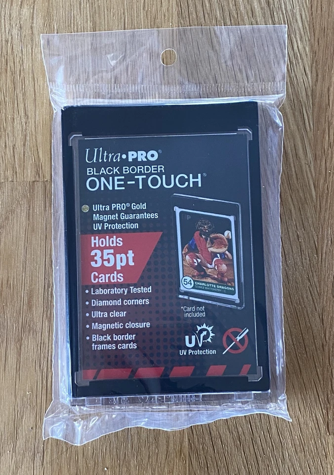 Ultra Pro Black Border Magnetic Card Holder 35pt - Neu & OVP