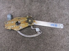 DEFECTIVE 19841995 PORSCHE 928 S RIGHT PASSENGER SIDE DOOR WINDOW REGULA G3D