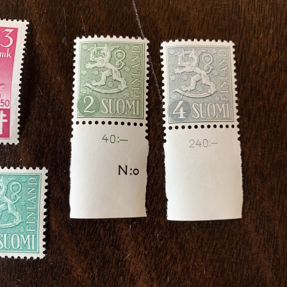 LOTE DE 25+ SELLOS DIFERENTES FINLANDIA MNH, MUCHOS CON PESTAÑAS, CRUZ ROJA Foto 2 de 4