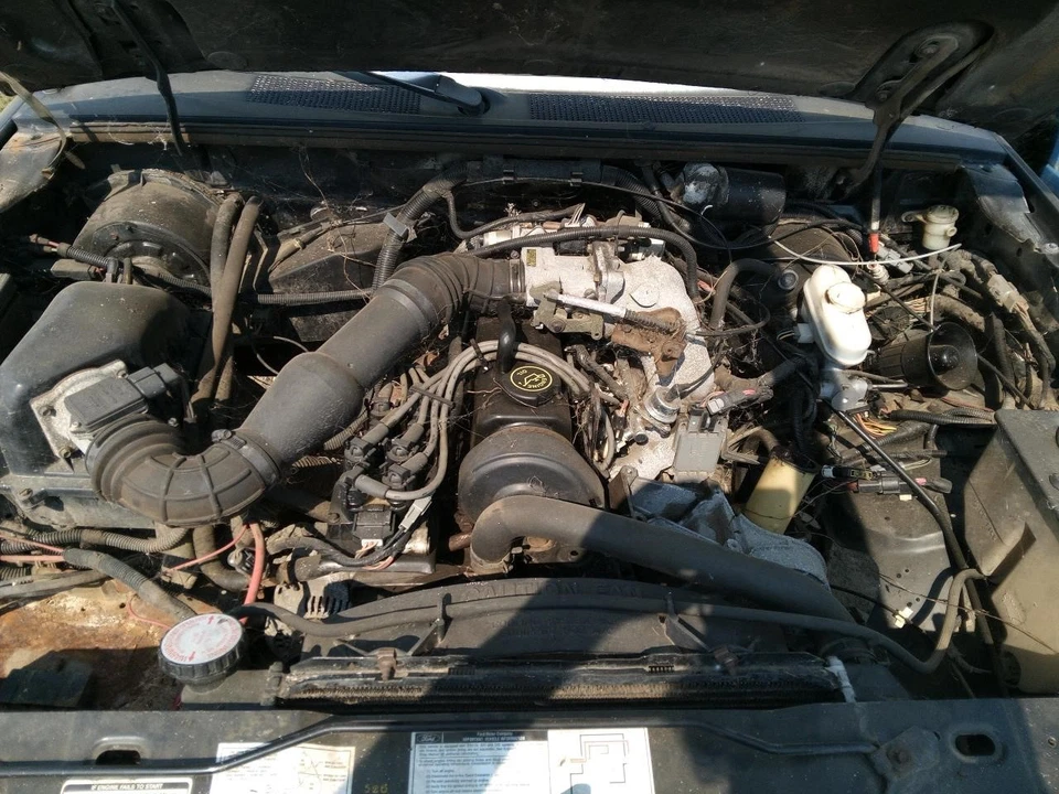 Used Automatic Transmission Assembly fits: 1992 Ford Ranger AT 4-140 2.3L 3 wire Foto 2 de 4