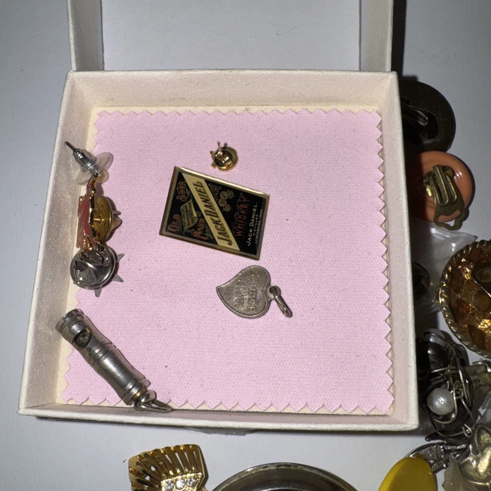 Großes Modeschmuck Konvolut Halsketten Armbänder Ketten Ringe.. Teilw Versilbert - Bild 2 von 4