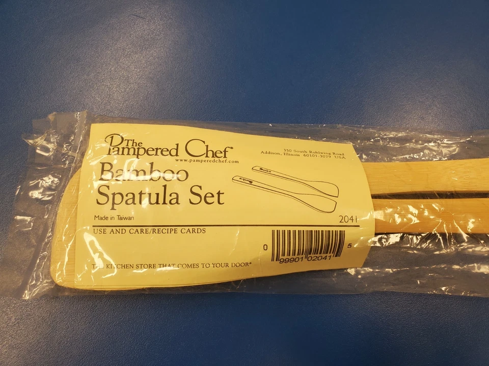 PAMPERED CHEF BAMBOO 2 Piece Spatula SET New in package VINTAGE OLDER STYLE - Image 2 of 3