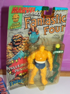 Marvel Super Heroes Fantastic Four The Thing Pulverizing Puncher Vintage Toy 92