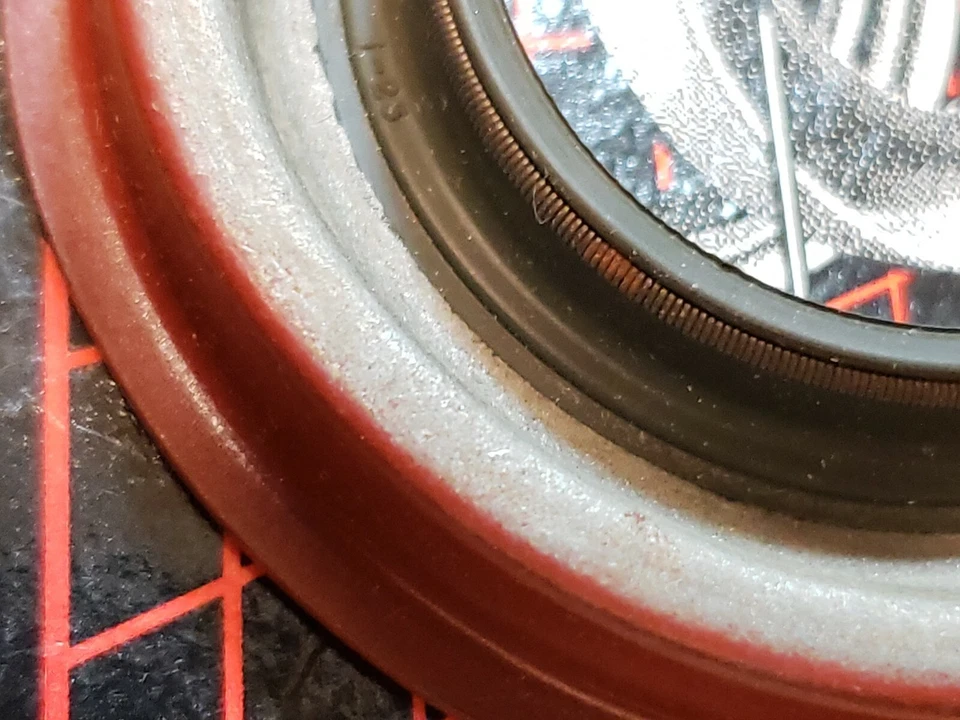 🇺🇸 NOS Sello Rueda Trasero Nacional 4795V ¡Nuevo Sello En La Caja! F+S! 🇺🇸 Foto 4 de 4