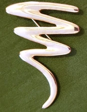 Nice 2.5" Gold Tone Metal Swirl Pin Brooch 