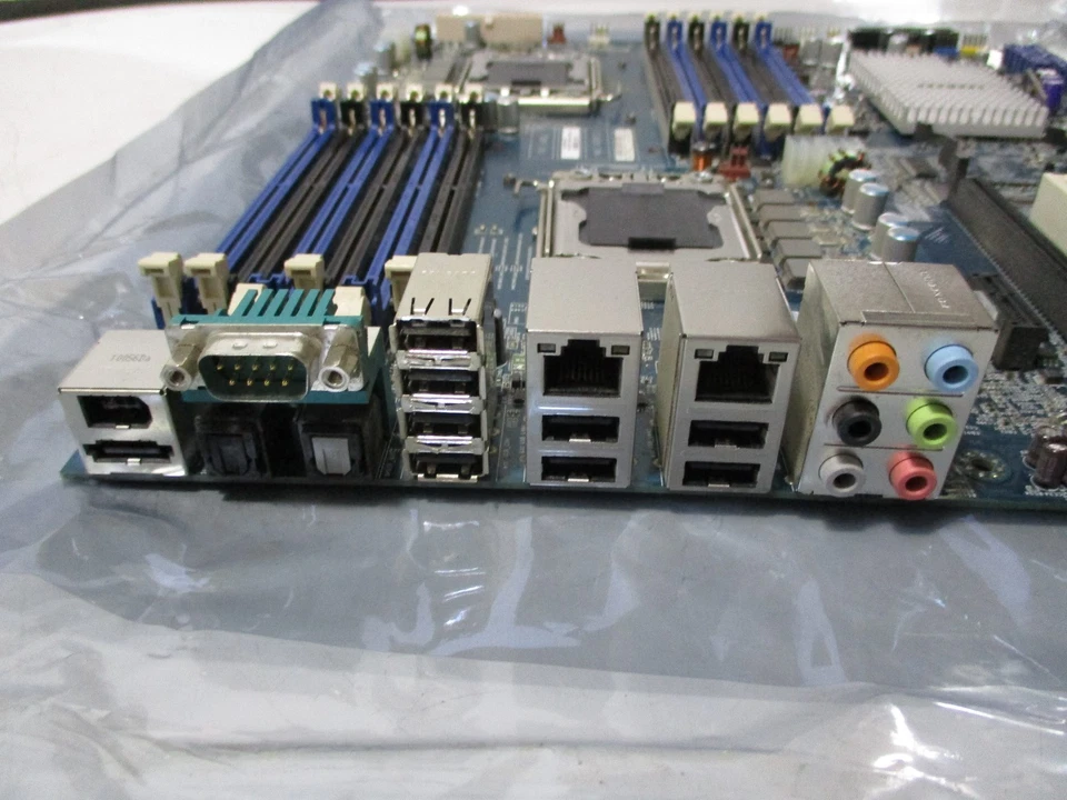 ORIGINAL IBM/Lenovo Motherboards FOR THINKSTATION D20 System Boards 71Y8826 NEW - Image 3 of 4
