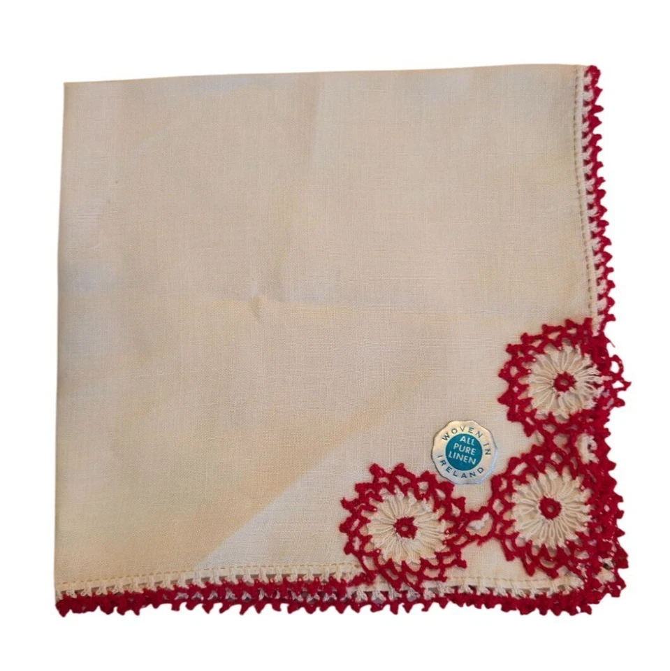 Pañuelo de lino irlandés vintage nuevo de colección con borde de ganchillo rojo pañuelo HANKIE Foto 2 de 4