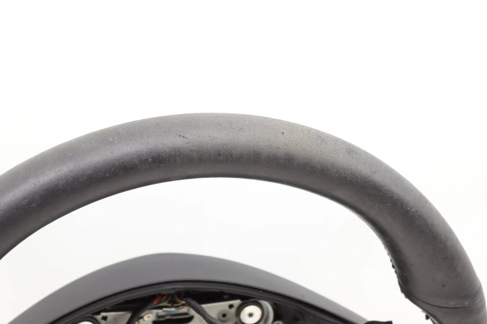 2012-2015 MERCEDES-BENZ SLK250 - 3-Spoke Leather Steering Wheel 1724609903 - Image 2 of 4