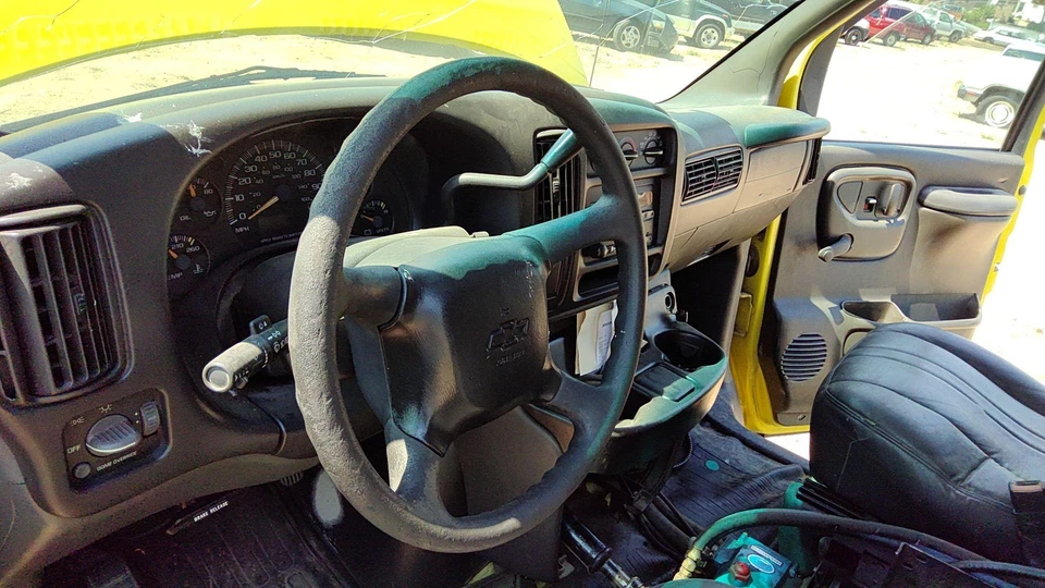 2001 2002 Express Van 2500 方向盘 Oem 16822249 — 第 4/4 张图片