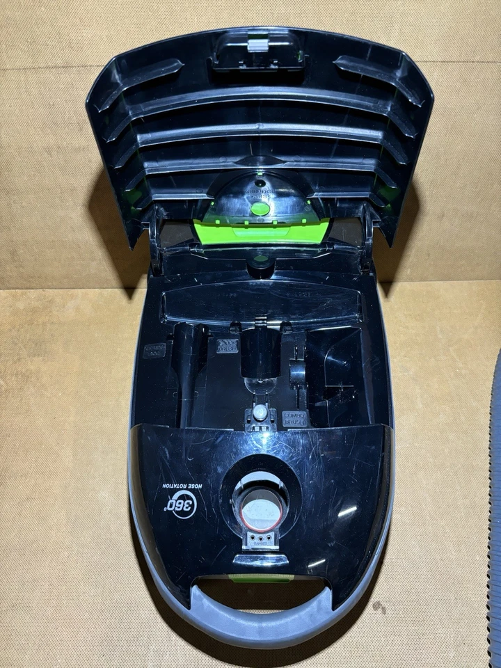 Panasonic MC-CG917 OptiFlow HEPA Canister Vacuum With Attachments Tested READ - Image 2 of 4