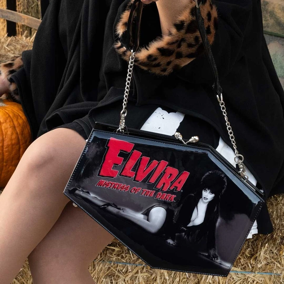 Bolso de Hombro Kreepsville 666 Elvira Negro Patente Calavera Kisslock Ataúd Nuevo con Etiquetas Foto 3 de 4