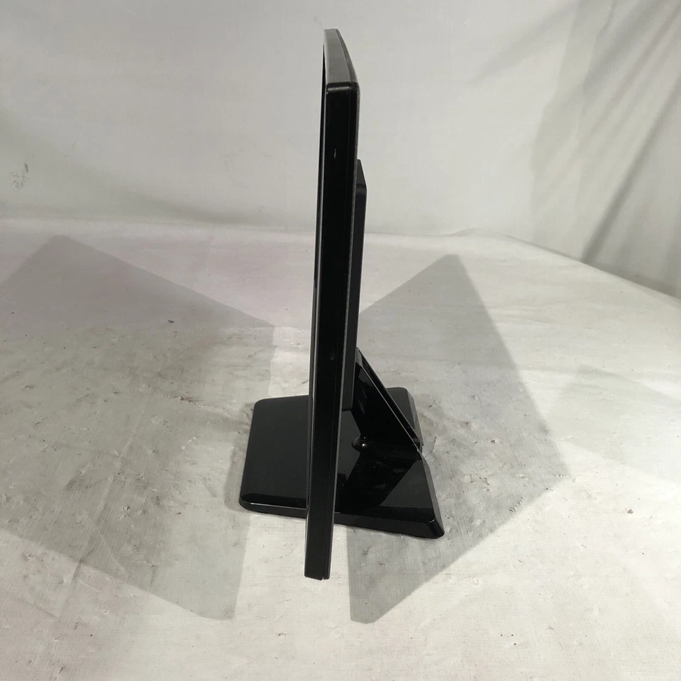 LG Flatron IPS224V 21.5" Widescreen IPS FHD Monitor 1920x1080 - HDMI DVI VGA - Image 3 of 4