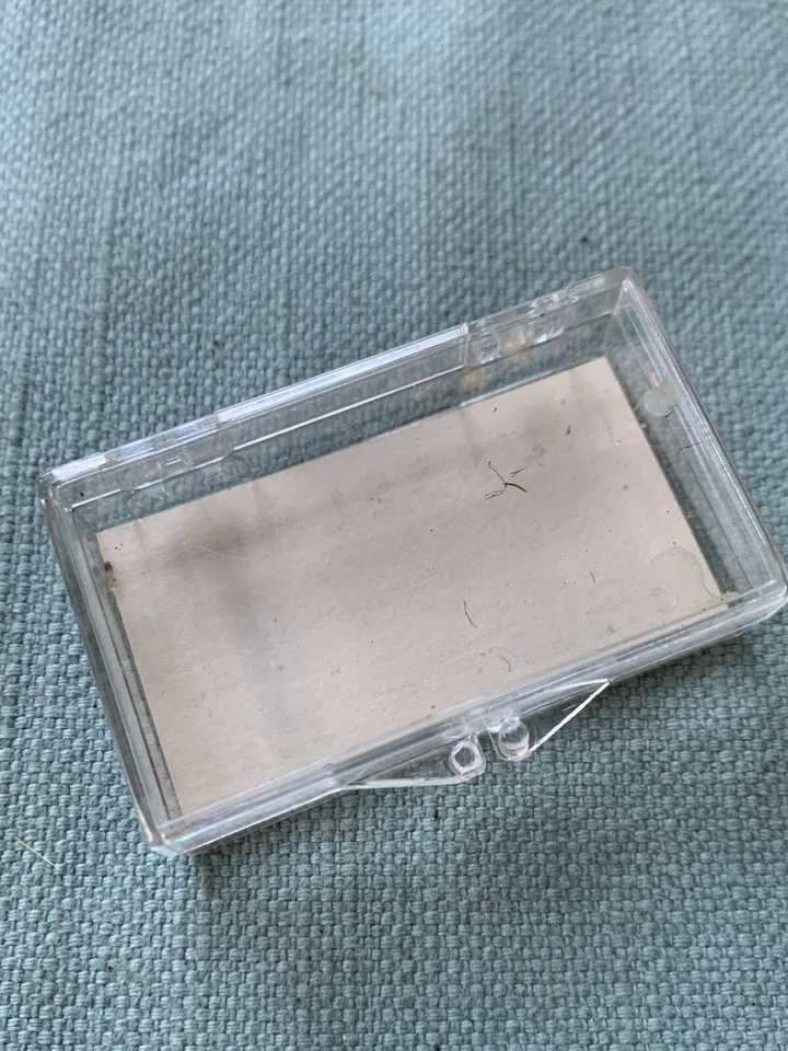 Caja de señuelos de pesca vintage Russelure 1-1/2" Chico California transparente 2"x1,25"x5/8" Foto 3 de 4