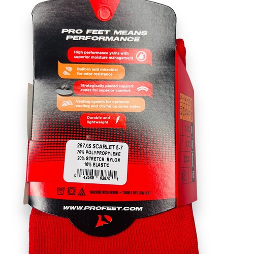 1 Pair Pro Feet Multi Sport Socks Red Boys Girls NWT Size XS - Picture 2 of 2