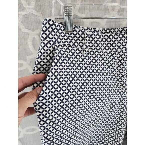 Dalia Patten Bermuda Women's Shorts 10 - Image 3 of 4