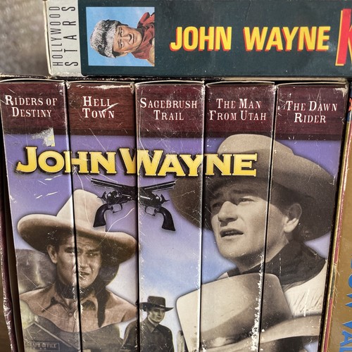 12 ""VHS* John Wayne Collection Bänder Sehr guter Zustand - VHS* Details siehe Beschreibung - Bild 2 von 7