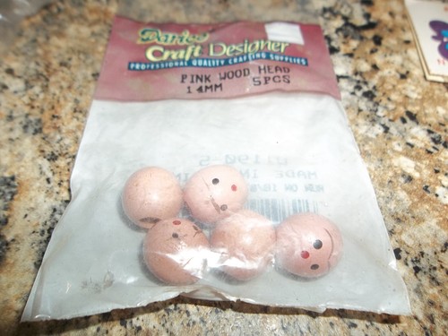 Wooden Doll Head Craft Beads - Wooden Beads - Filigree Caps - Round VINTAGE - Picture 4 of 10