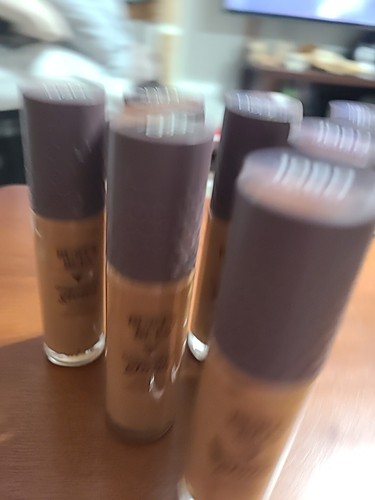 (7) Burt's Bees Goodness Glows Liquid Foundation, 1 oz 1060 Chestnut Bottles - Picture 3 of 5
