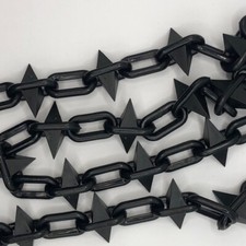 6mm Plastic Spiked chain by the metre black or white 