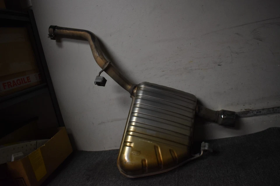 2018-2023 JAGUAR F PACE EXHAUST MUFFLER FACTORY OEM - Image 4 of 4