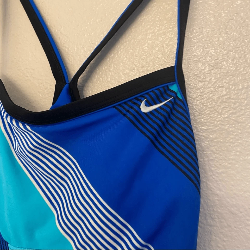 Nike Rayas Azul Marino Cruz Espalda Una Pieza Traje de Baño Traje de Baño 14 Foto 4 de 4