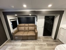 2026 Venture Stratus SR262VFK