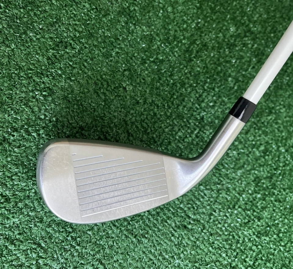 Tour Edge HOT LAUNCH 29° 6-Hybrid, Regular 60g Graphite, Men's RH + HeadCover - Image 3 of 4