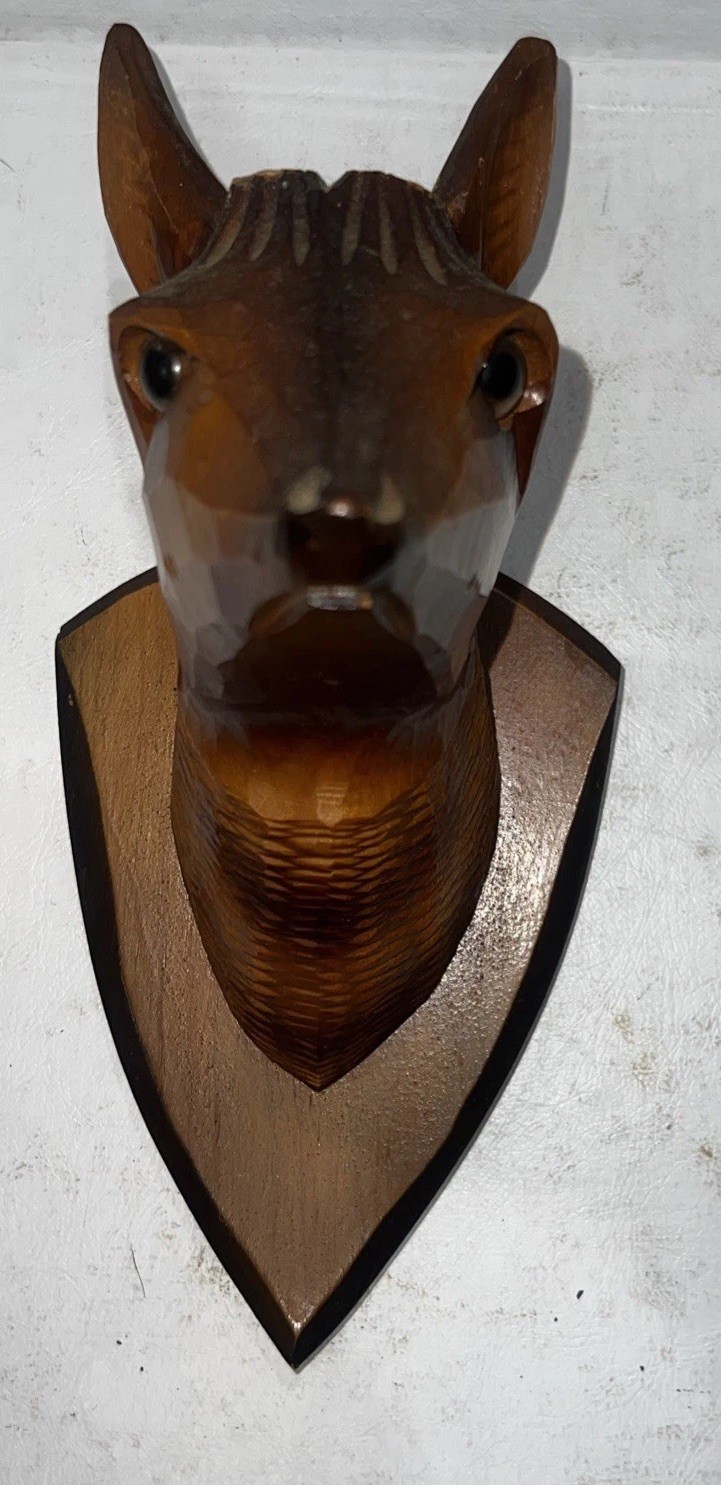 Picture 2 of 20