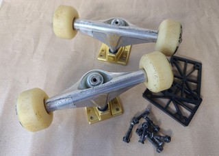 Venture Paul Rodriguez Titanium Skateboard Trucks Amazing Condition