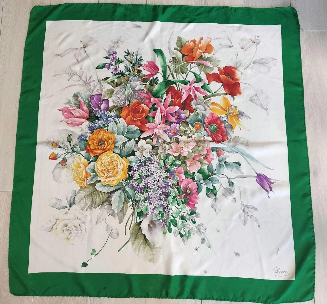 Foulard GUCCI soie grande taille motif floral vintage femme OCCASION DU JAPON