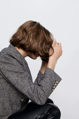 CHAQUETA BLAZER RARA ZARA PATA DE GALLO A CUADROS GRIS DOBLE BOTONADURA MEDIANA M NUEVA - Imagen 6 de 10