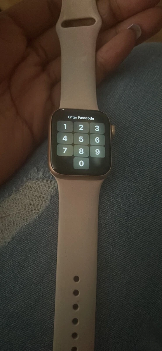 Apple Watch Series 5 40mm Aluminum Gold Case Pink Sand Sport Band MWV72LL A