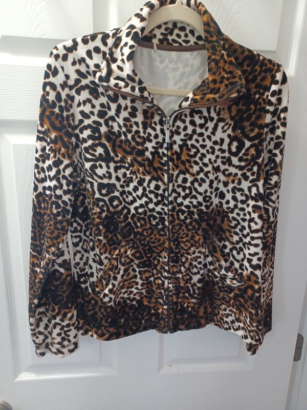 Animal Print (Size M) Women’s Leopard Jacket With Full Zipper Pockets