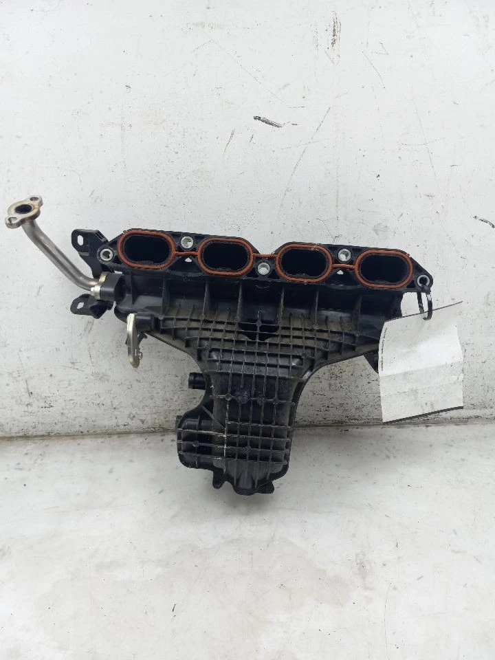 10 11 12 13 14 15 16 17 18 TOYOTA PRIUS V COLECTOR DE ADMISIÓN ENCHUFABLE 17120-37054 Foto 3 de 4