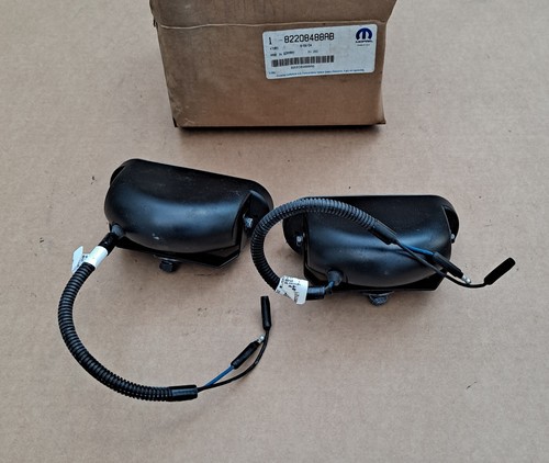 Dodge Nitro 2008-2011 nuevo paquete de luces todoterreno genuino MoPar Hella - Imagen 2 de 3