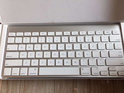 Apple Wireless Bluetooth Keyboard Aluminum iMac Mac Mini A1314 MC184LL/B - Picture 3 of 5