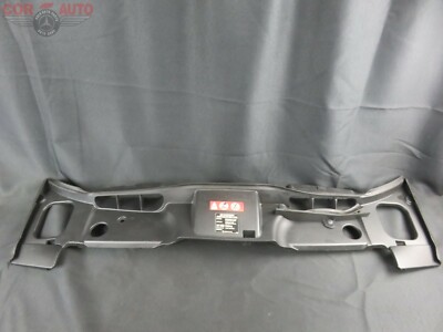 Mercedes Benz CLS550 Radiator Cold Air Intake Upper 12 18 
