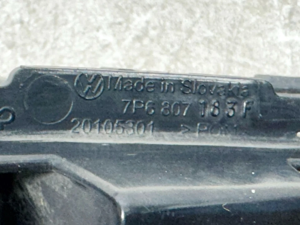 11-17 VOLKSWAGEN TOUAREG DELANTERO IZQUIERDO LH CONDUCTOR PARACHOQUES SOPORTE MONTAJE OEM Foto 3 de 3