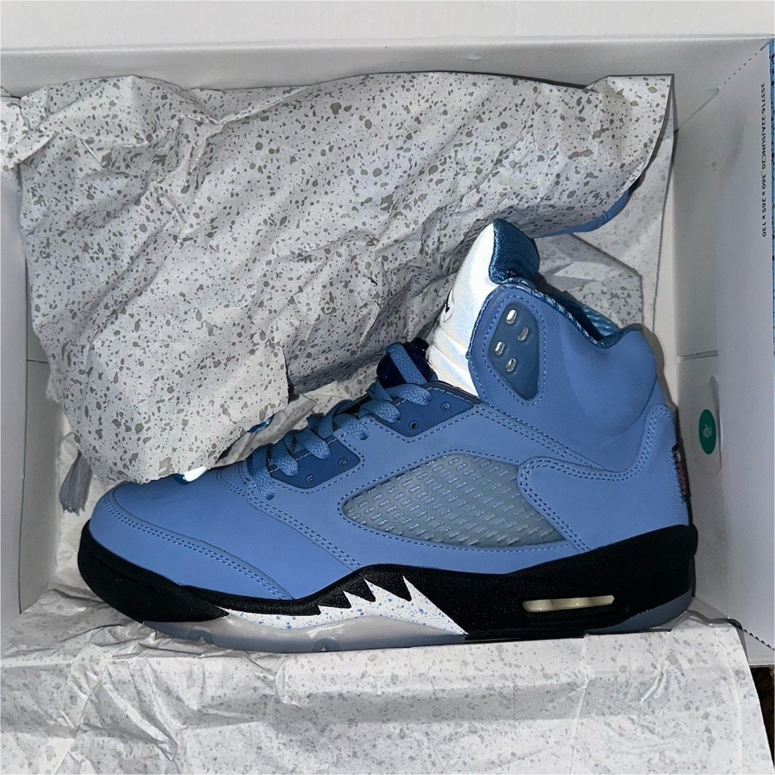 Jordan Air Jordan 5 Retro SE UNC Blue Mid Top Men's Sneakers