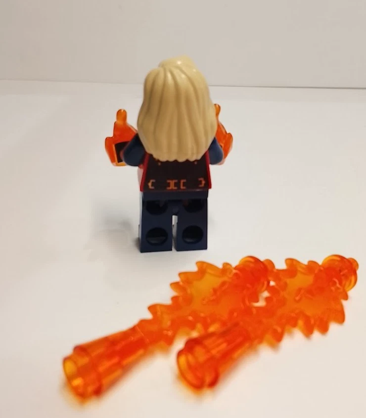 Lego Figurine Super Heroes sh911 Captain Marvel Carol Danvers 76232 - 2023 - Photo 2/2