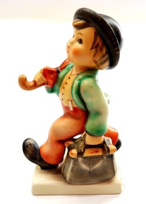 Hummel Goebel MERRY WANDERER 4'' Figurine 11 2/0 TMK6 Boy with Bag & Umbrella