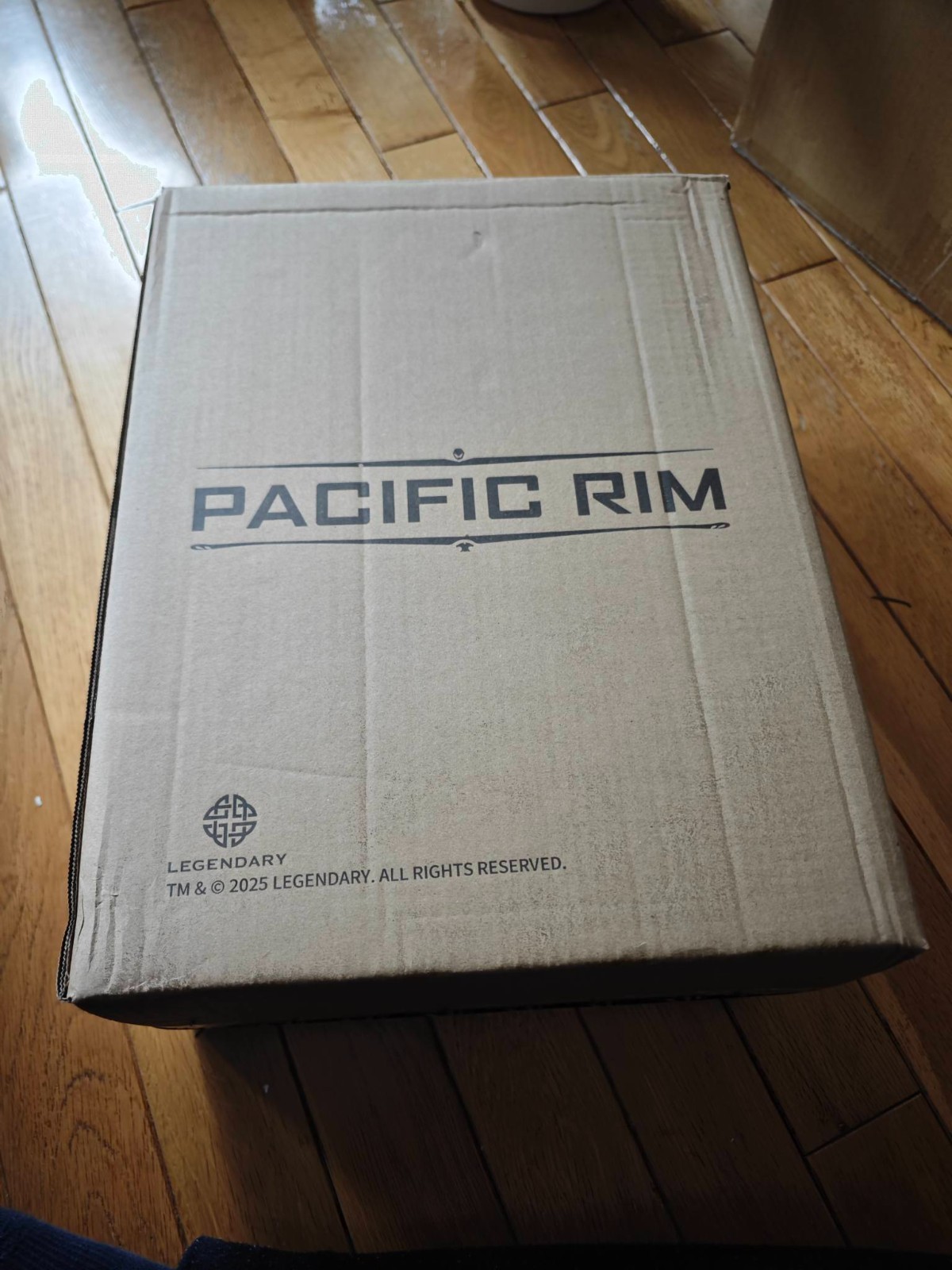 legendary Infinity Studio Pacific Rim Gipsy Danger Action Figure