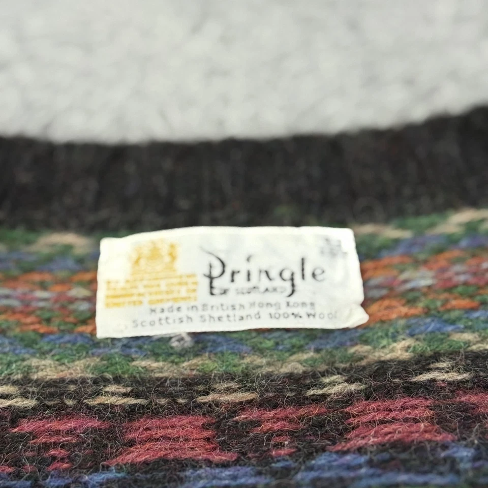 Vintage Pringle of Scotland Sweater Men Medium Black Fair Isle Shetland Wool 90s - Image 2 of 4